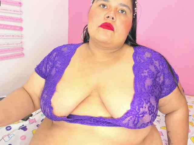 Maite-newmilf webcam