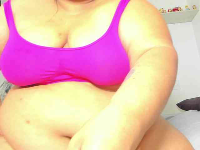 Maite-newmilf webcam