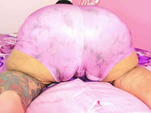 Maite-newmilf webcam