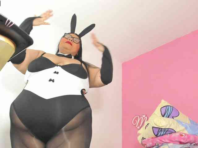 Maite-newmilf webcam