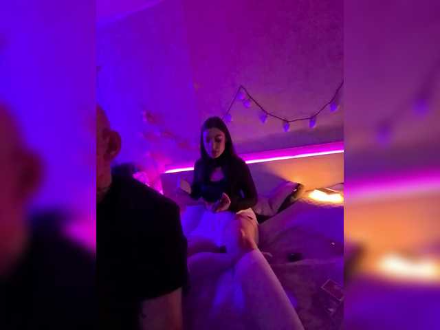 Sex chat gratuit in direct cu Monika-3 pe BongaCams