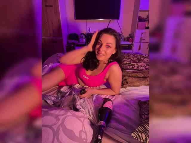 online free chat Monika-3