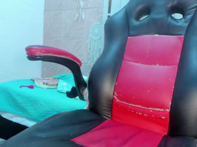 Samantha-Keem webcam bongacams model stream image