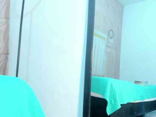Samantha-Keem webcam