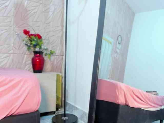 Samantha-Keem webcam