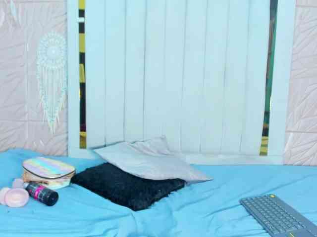 Samantha-Keem webcam