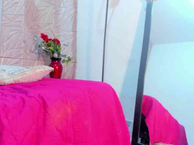 Samantha-Keem webcam