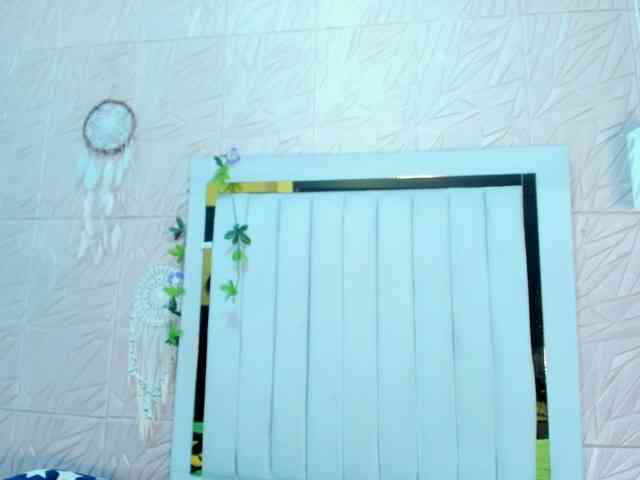 Samantha-Keem webcam