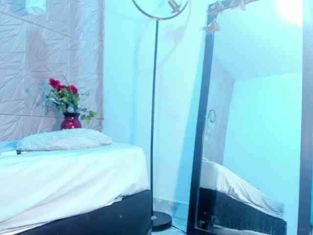 Samantha-Keem webcam