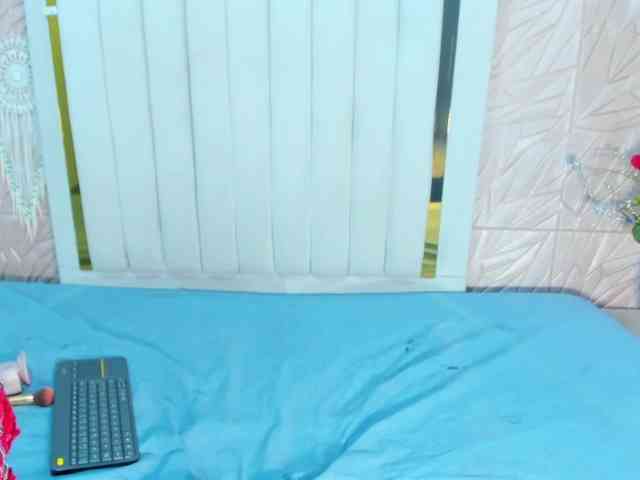 Samantha-Keem webcam
