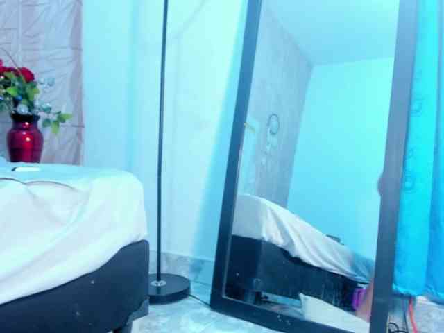 Samantha-Keem webcam