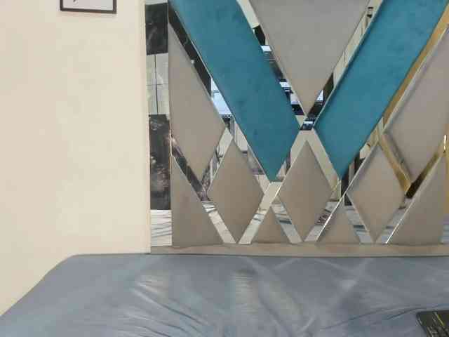 Samantha-Keem webcam