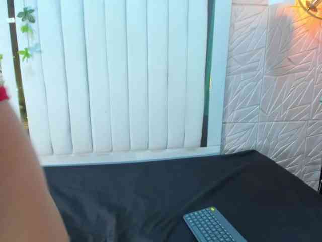 Samantha-Keem webcam