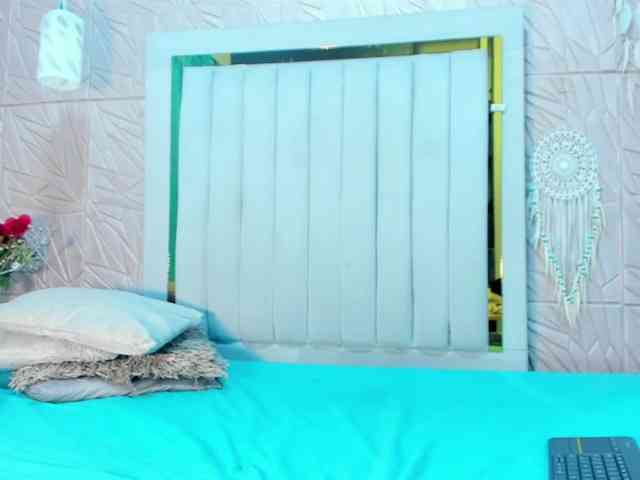 Samantha-Keem webcam