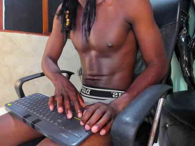 joann-vasquez Live Webcam on BongaCams