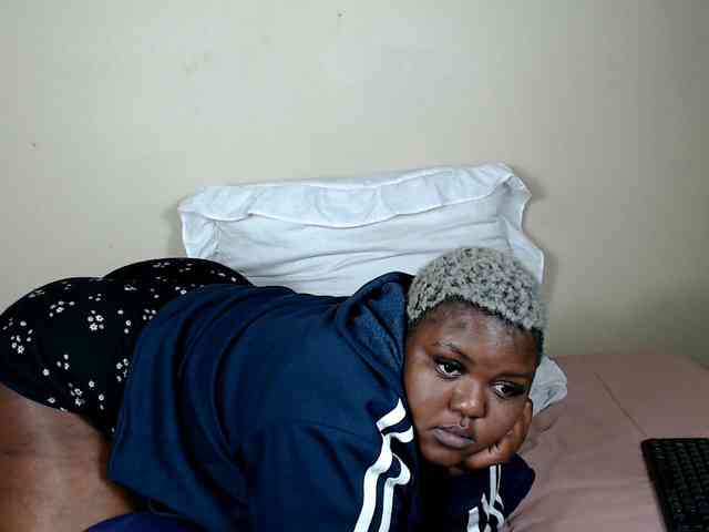 ThickEbony webcam