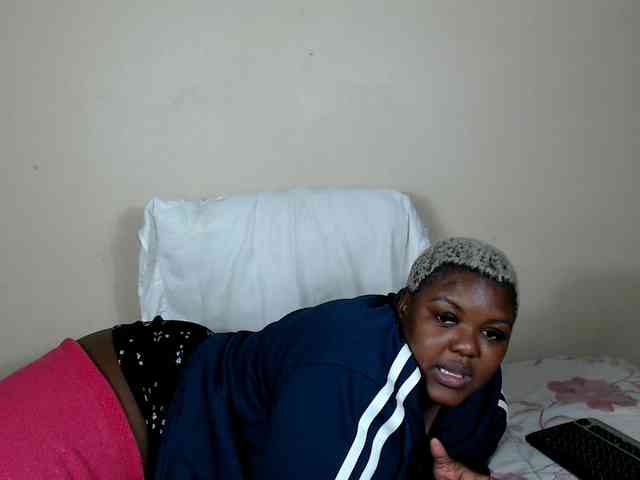 ThickEbony webcam