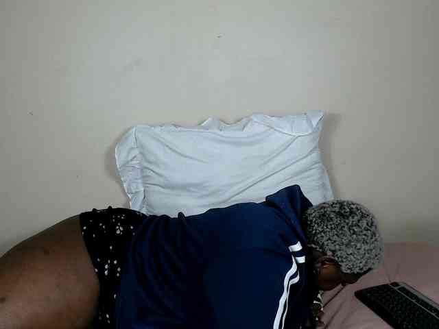 ThickEbony webcam