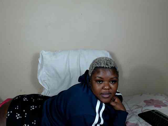 ThickEbony webcam