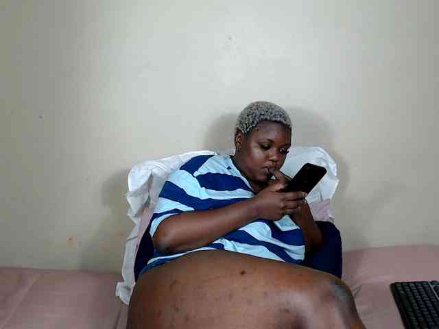 ThickEbony webcam