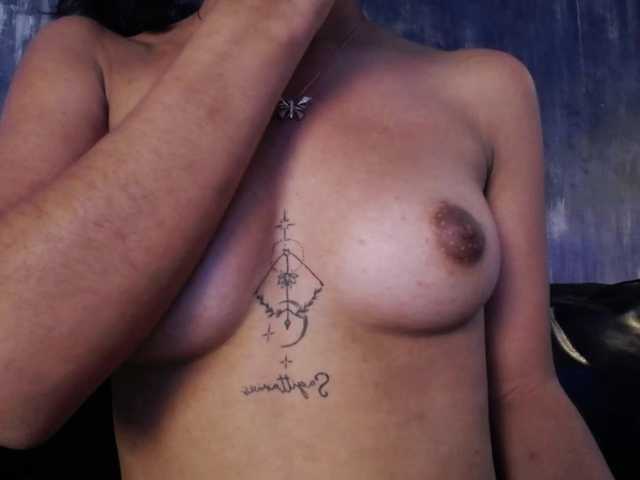 Discover LilyRossi from BongaCams