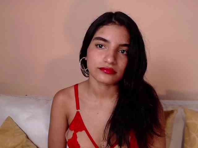 LilyRossi webcam