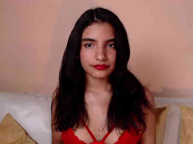 LilyRossi webcam