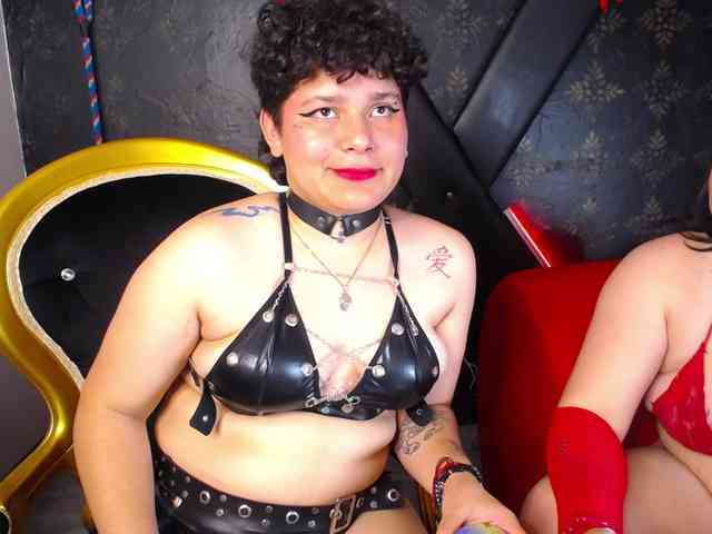 Milaanddalia webcam