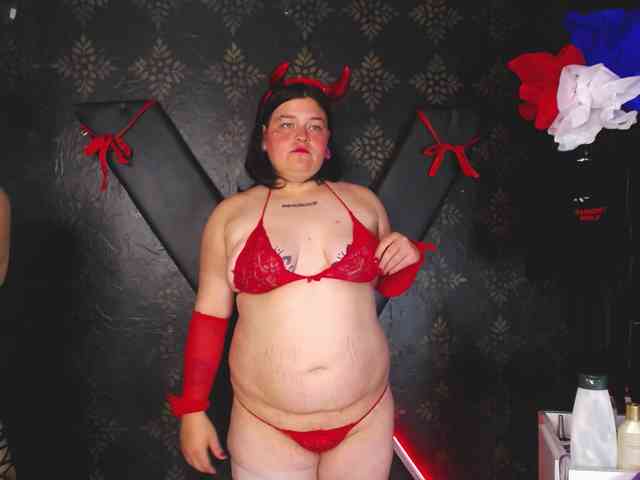Milaanddalia webcam