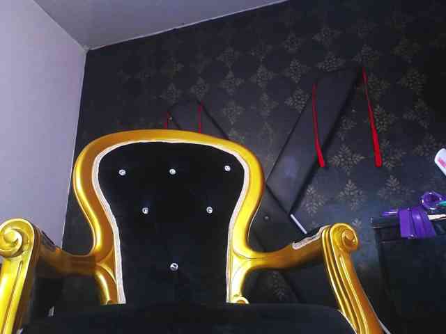 Milaanddalia webcam