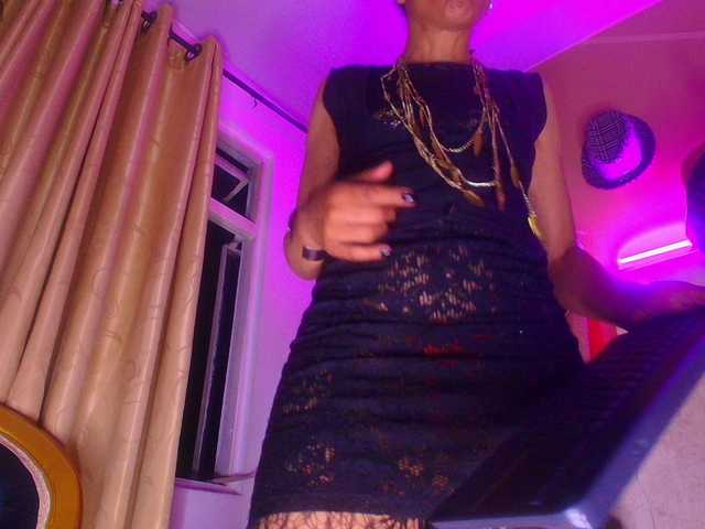 brendaliive's BongaCams show and profile