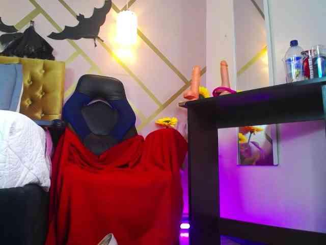 brendaliive's webcam live show