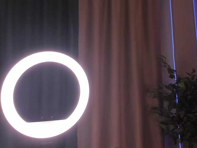 emy-angel1's BongaCams show and profile