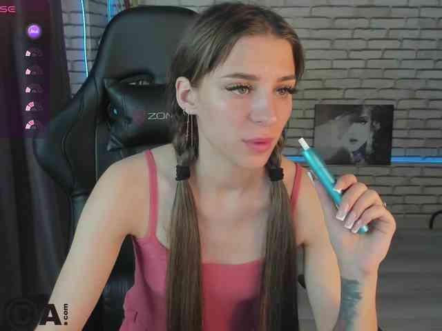 emy-angel1 webcam