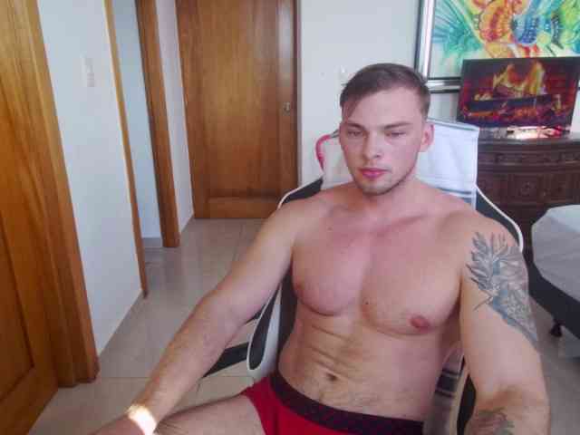 StrongGragXXX StrongGragXXX