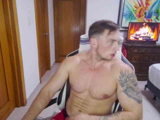 StrongGragXXX StrongGragXXX