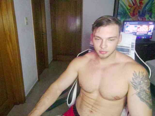 StrongGragXXX StrongGragXXX