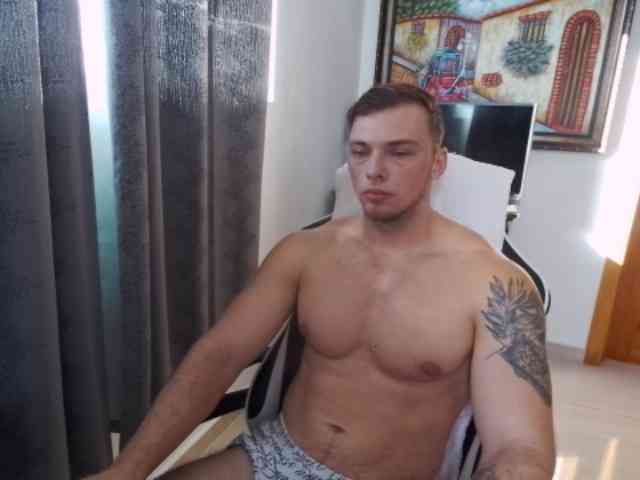 StrongGragXXX StrongGragXXX