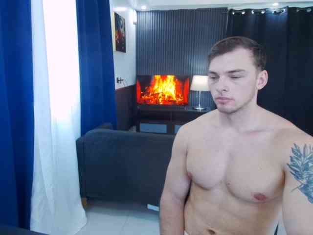 StrongGragXXX StrongGragXXX