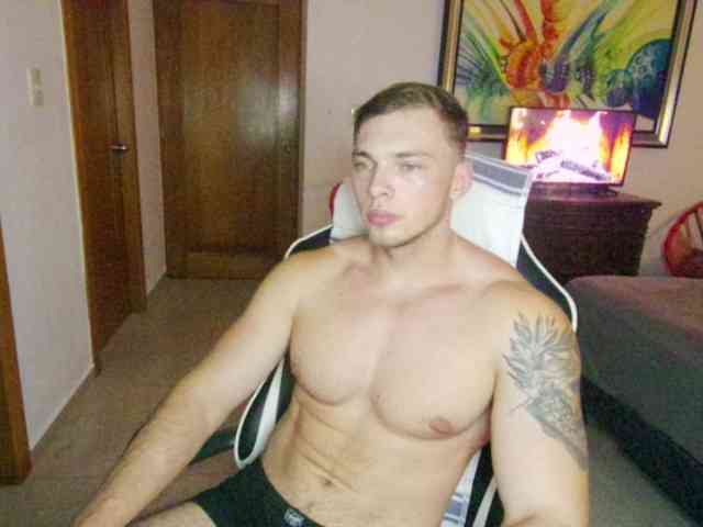 StrongGragXXX StrongGragXXX