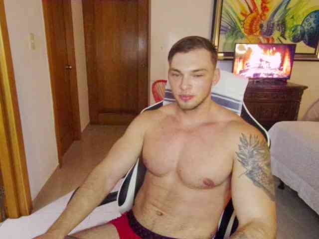 StrongGragXXX StrongGragXXX