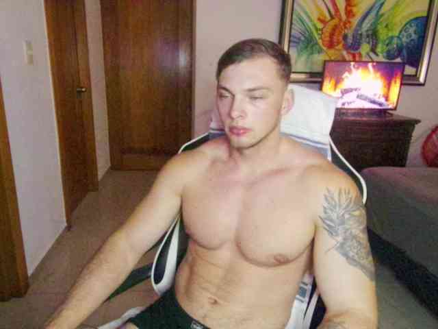 StrongGragXXX StrongGragXXX