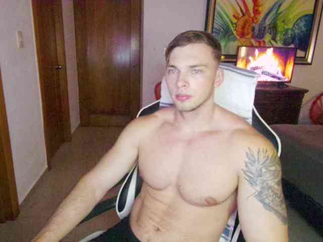 StrongGragXXX StrongGragXXX