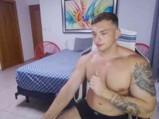 StrongGragXXX