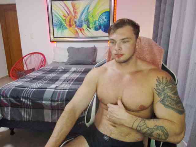 StrongGragXXX StrongGragXXX