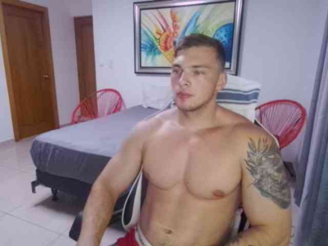 StrongGragXXX