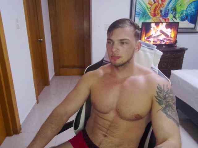 StrongGragXXX StrongGragXXX