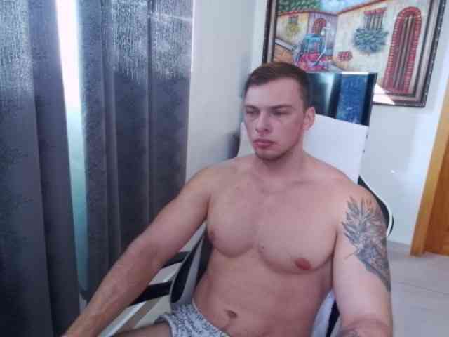 StrongGragXXX StrongGragXXX