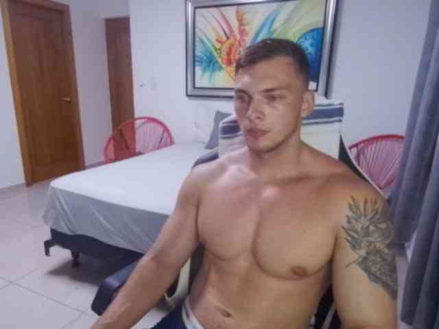 StrongGragXXX