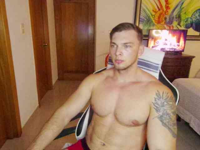 StrongGragXXX StrongGragXXX